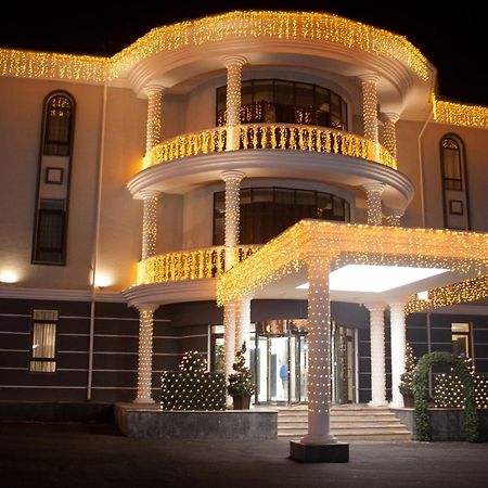 Donatello Boutique Hotel Almaty Bagian luar foto
