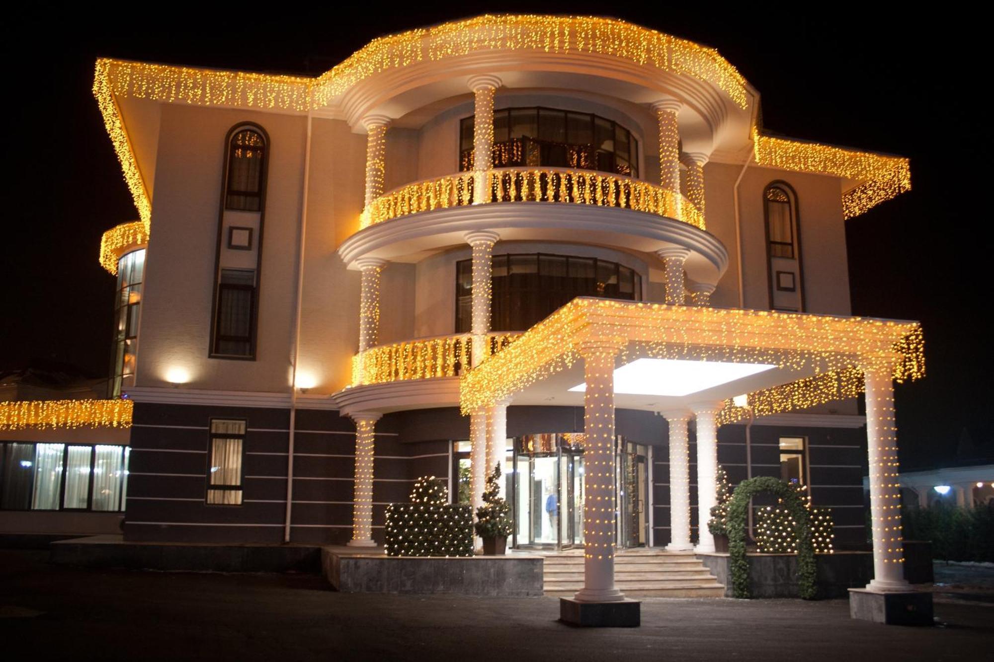 Donatello Boutique Hotel Almaty Bagian luar foto