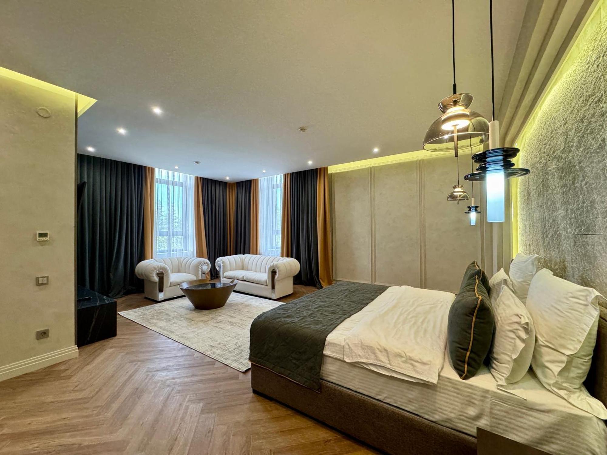 Donatello Boutique Hotel Almaty Bagian luar foto