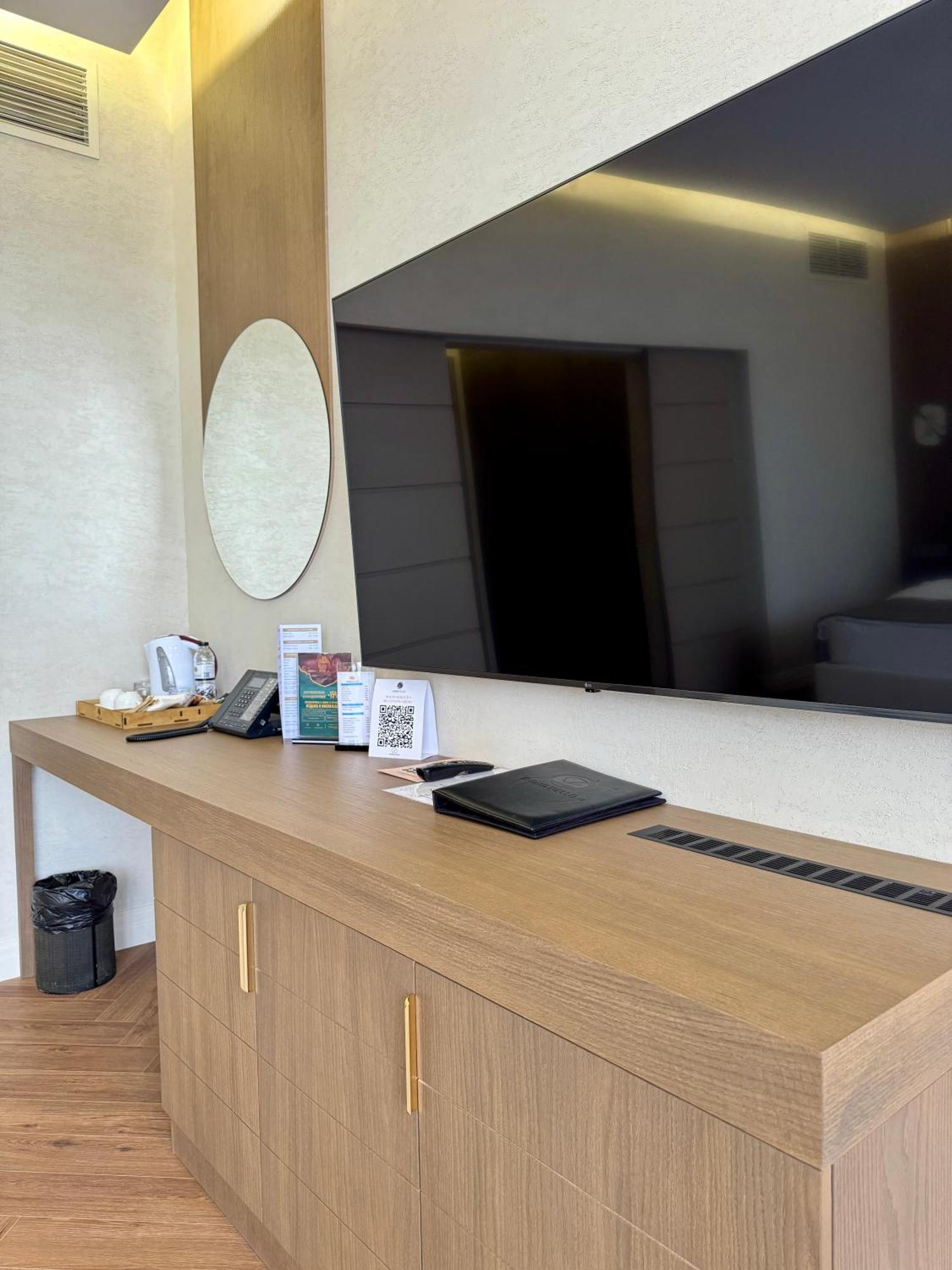 Donatello Boutique Hotel Almaty Bagian luar foto