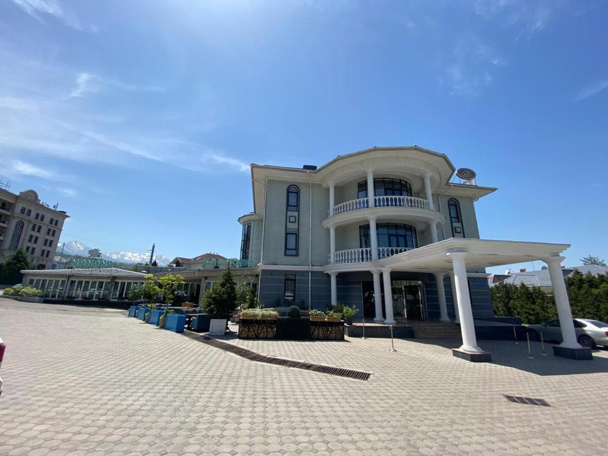 Donatello Boutique Hotel Almaty Bagian luar foto